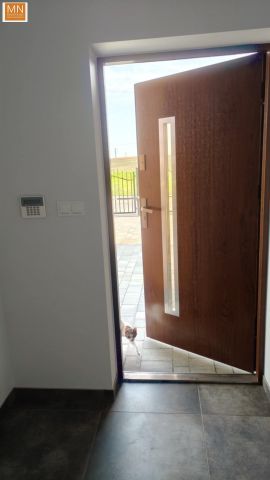 bliźniak, 6 pokoi Tropiszów. Zdjęcie 4