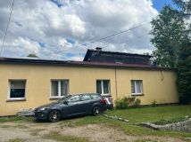 dom wolnostojący Sosnówka, ul. Karkonoska. Zdjęcie 2