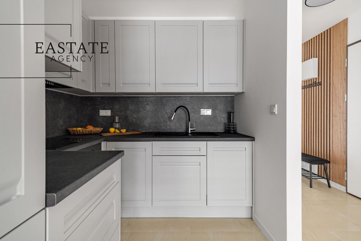 Mieszkanie 4-pokojowe Warszawa, ul. Wschodu Słońca. Zdjęcie 3