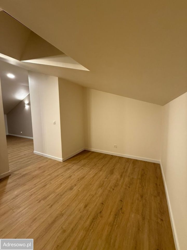 Mieszkanie 5-pokojowe Warszawa Wawer, ul. Celulozy. Zdjęcie 2