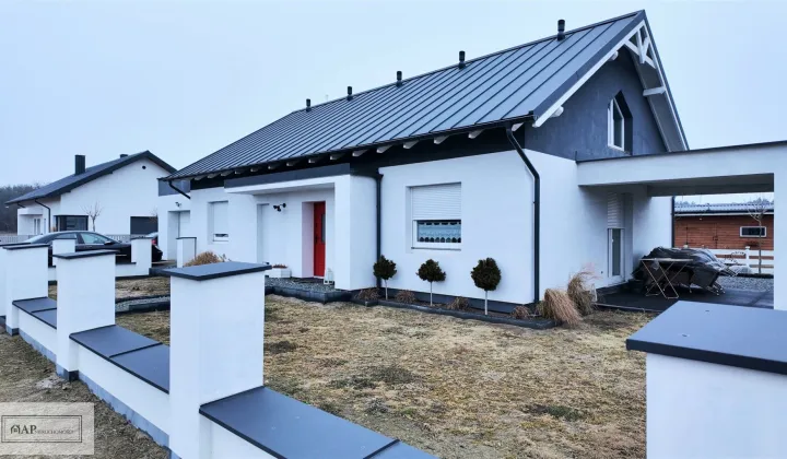 dom, 3 pokoje Wilczna