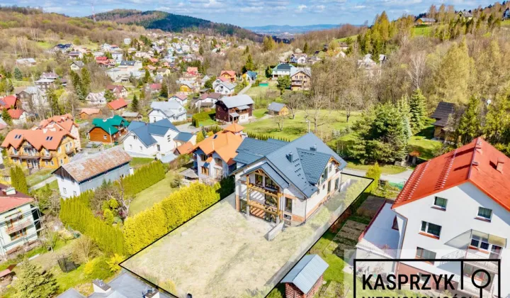 dom wolnostojący, 11 pokoi Iwonicz-Zdrój, ul. Kwiatowa