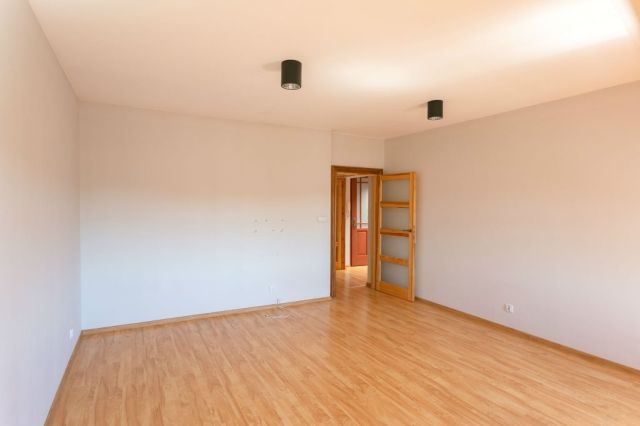 Mieszkanie 3-pokojowe Jelenia Góra Centrum, ul. Bankowa. Zdjęcie 4