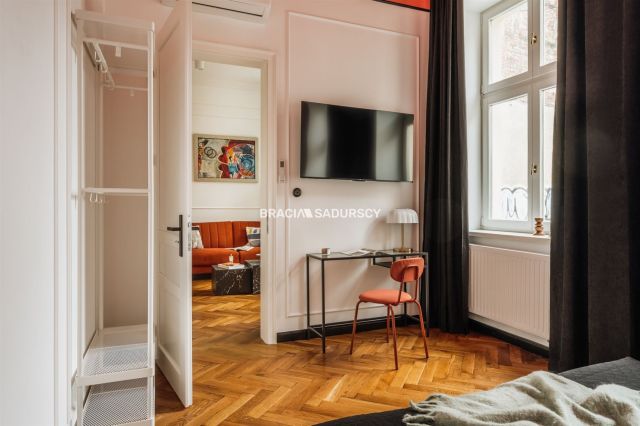 Mieszkanie 4-pokojowe Kraków Stare Miasto, ul. Elizy Orzeszkowej. Zdjęcie 18