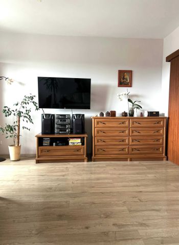 Mieszkanie 3-pokojowe Skarżysko-Kamienna Milica. Zdjęcie 1