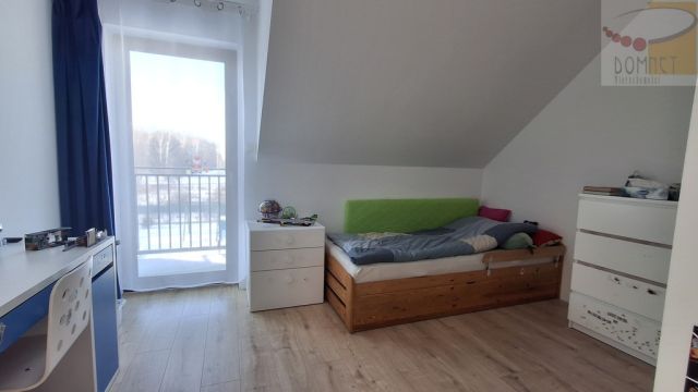 dom wolnostojący, 5 pokoi Jaktorów-Kolonia. Zdjęcie 12