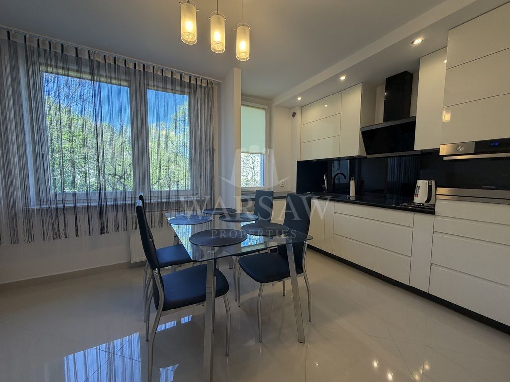 Mieszkanie 3-pokojowe Warszawa Śródmieście, ul. Czerniakowska. Zdjęcie 8