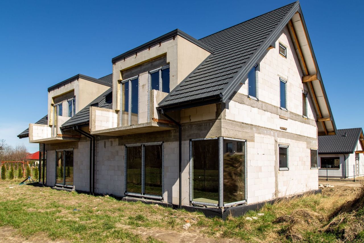 bliźniak Antoniew, ul. Główna. Zdjęcie 4