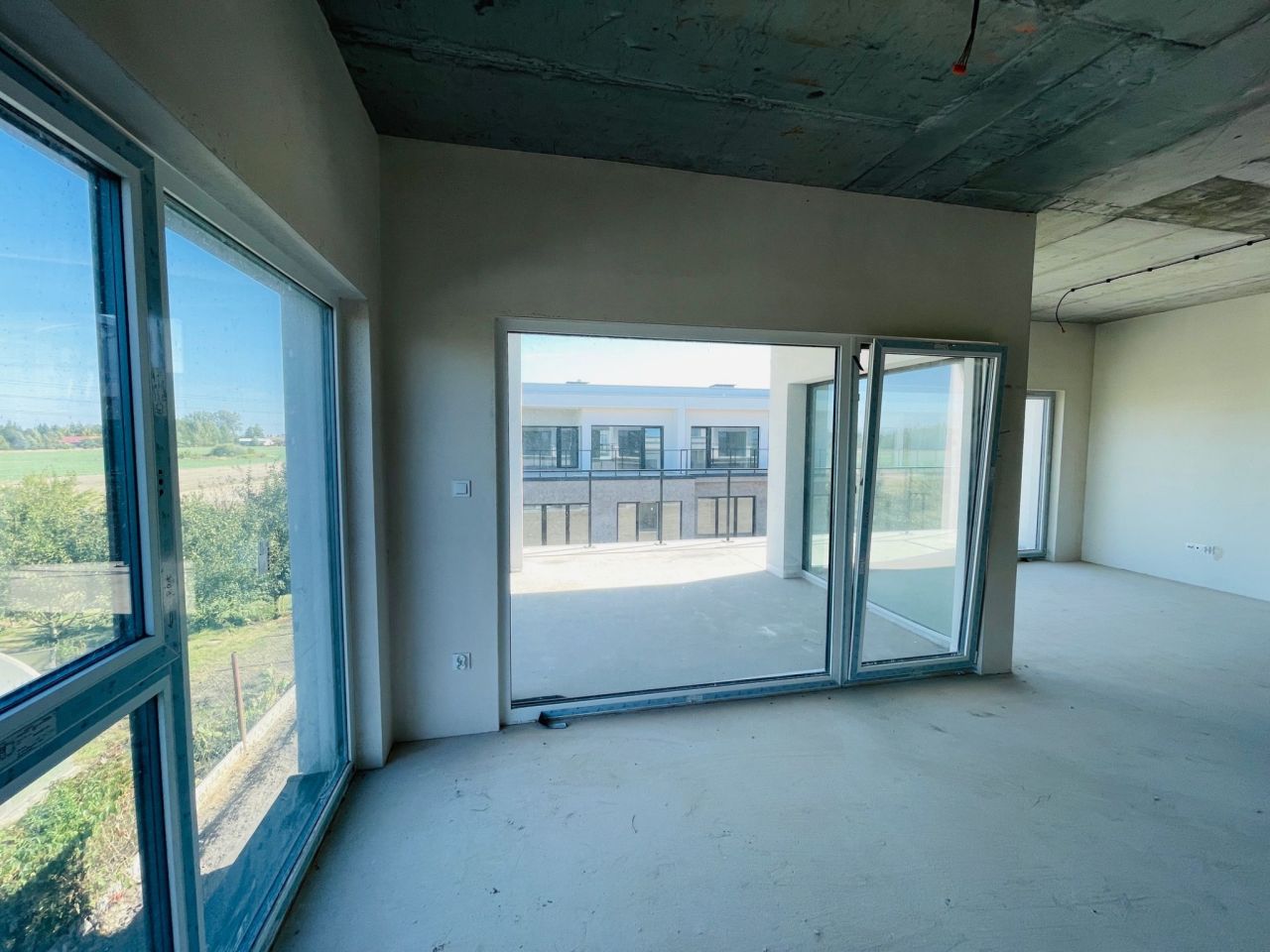 Mieszkanie 3-pokojowe Lesznowola. Zdjęcie 11