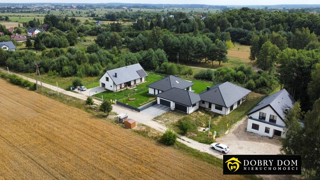 dom wolnostojący, 5 pokoi Fasty. Zdjęcie 17