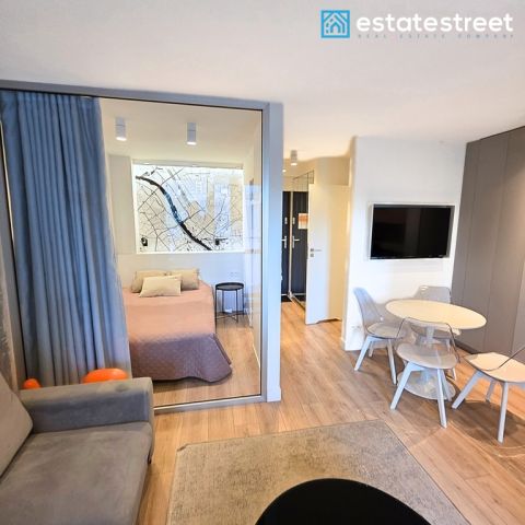 Mieszkanie 3-pokojowe Warszawa, ul. Emilii Plater. Zdjęcie 2