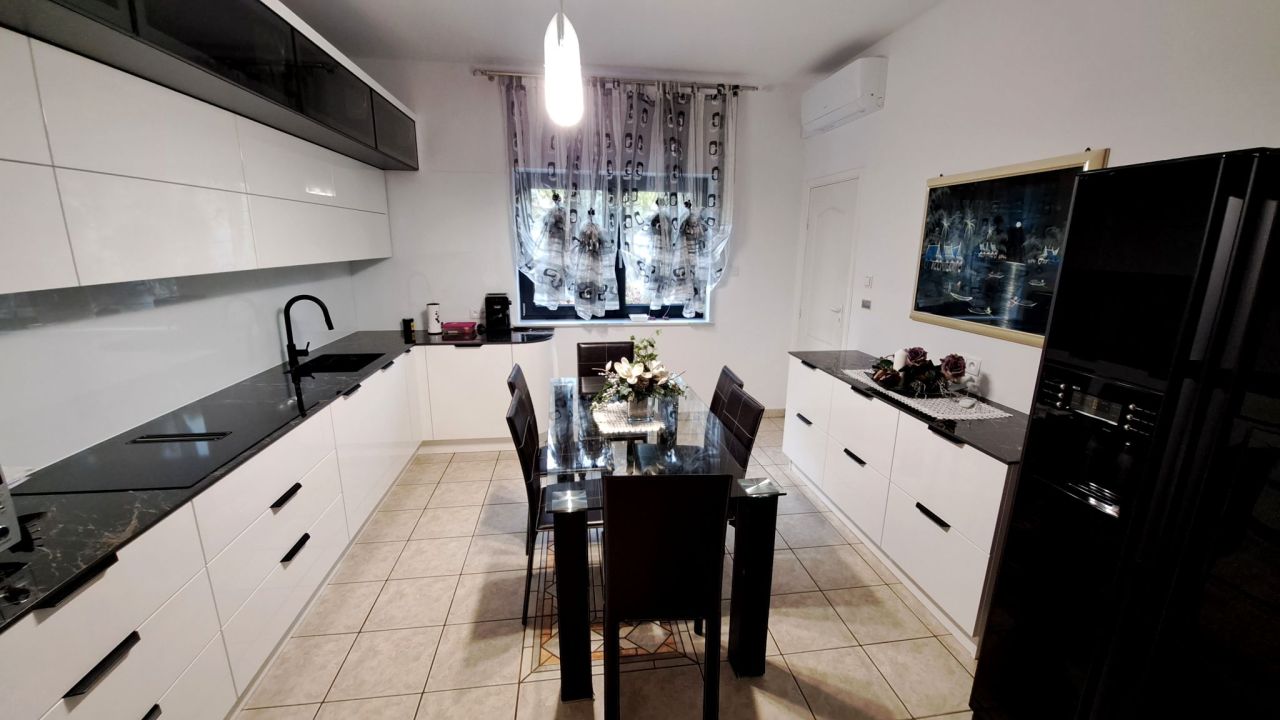 dom wolnostojący, 5 pokoi Bolesławiec, ul. Różana. Zdjęcie 5