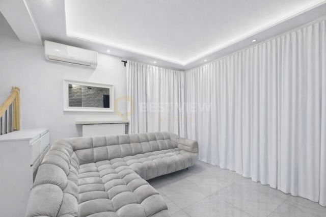 dom szeregowy, 5 pokoi Łomianki Dolne, ul. Kościelna Droga. Zdjęcie 5