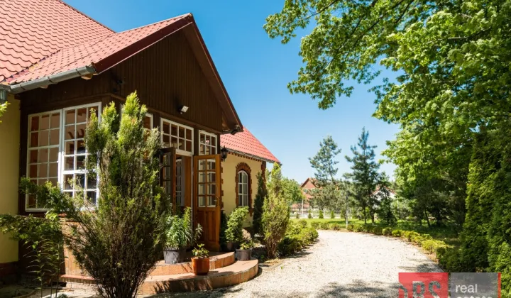 dom wolnostojący, 6 pokoi Adampol kolonia