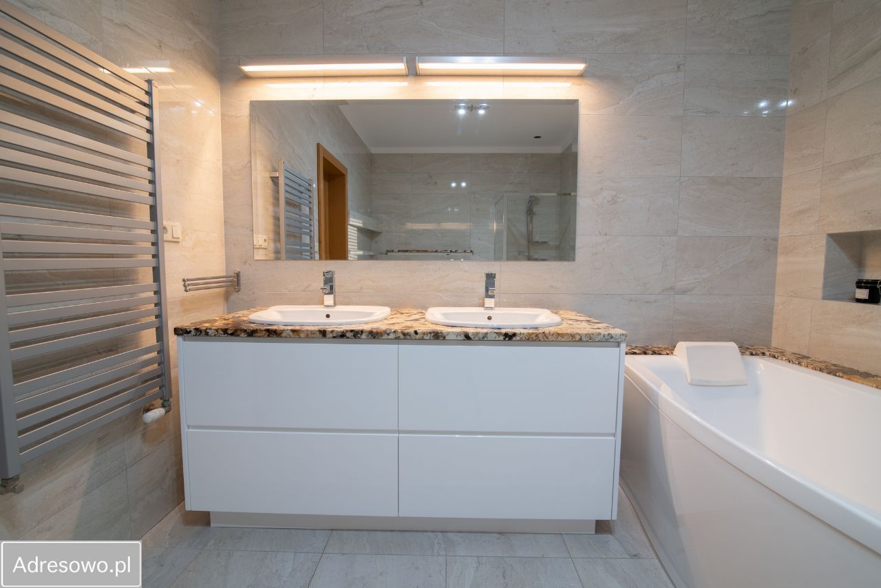 dom wolnostojący, 5 pokoi Śrem, ul. Brzechwy. Zdjęcie 2