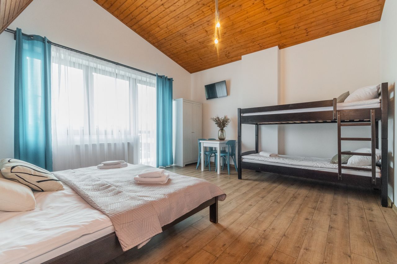 dom wolnostojący, 8 pokoi Stegna, ul. Sportowa. Zdjęcie 17