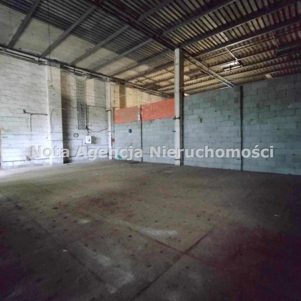 Hala/magazyn Wałbrzych Piaskowa Góra. Zdjęcie 5