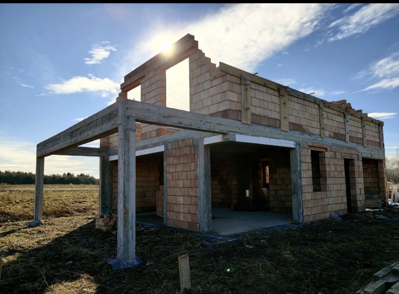 Ładna Dom wolnostojący - stan surowy otwarty - 160 m² - 5 pokoi