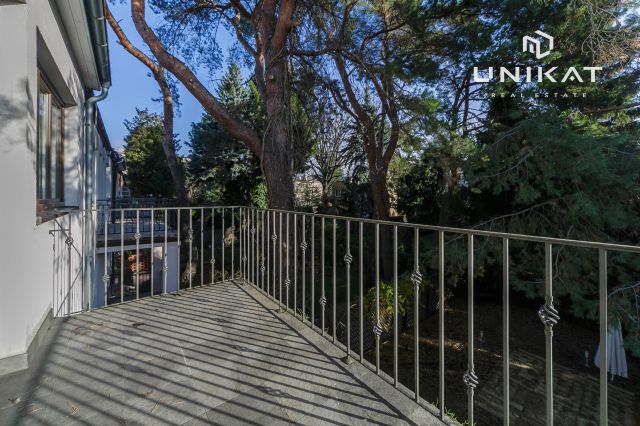 dom szeregowy, 9 pokoi Warszawa Bielany, ul. Hajoty. Zdjęcie 18