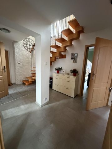 Mieszkanie 4-pokojowe Przecław. Zdjęcie 1