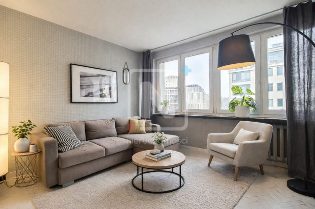 Mieszkanie 3-pokojowe Warszawa Śródmieście, ul. Topiel. Zdjęcie 2