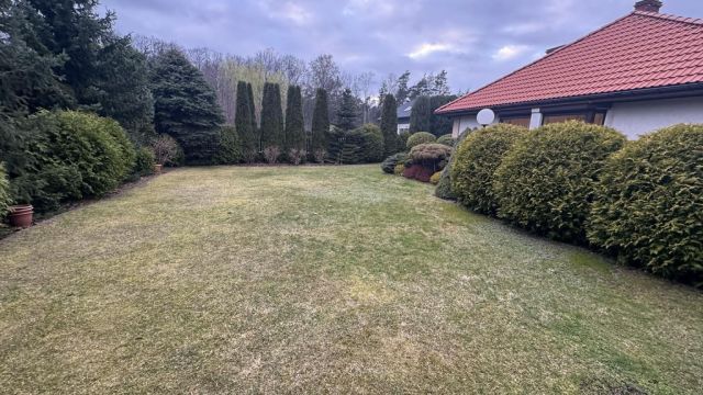dom wolnostojący, 4 pokoje Rąbień. Zdjęcie 33