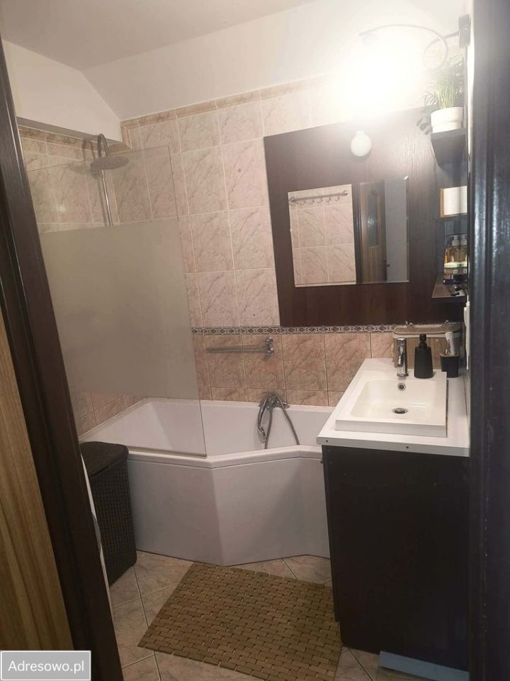 Mieszkanie 3-pokojowe Klonówiec. Zdjęcie 15