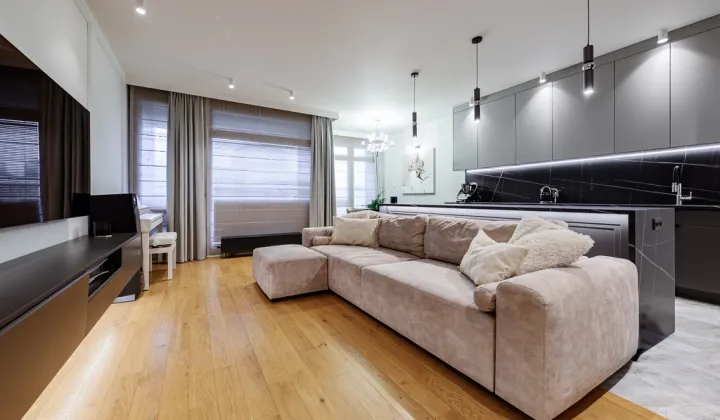 Mieszkanie 4-pokojowe Warszawa, ul. Kolejowa