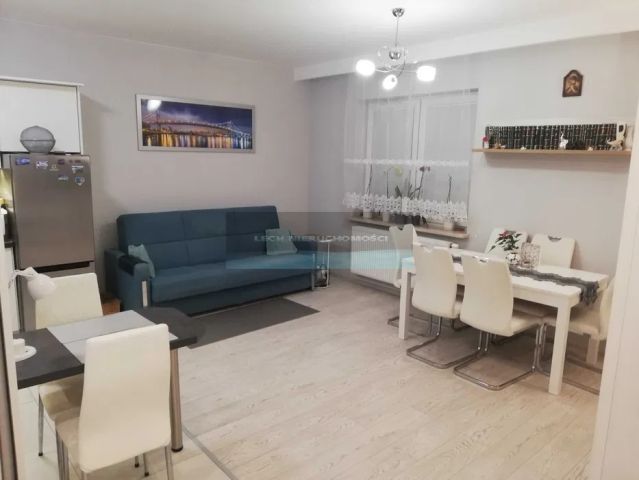 Mieszkanie 2-pokojowe Ząbki, ul. Powstańców. Zdjęcie 1