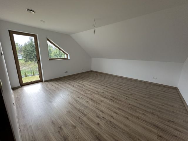 dom wolnostojący, 7 pokoi Wojciechówka. Zdjęcie 17