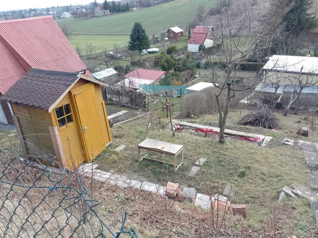 Działka rekreacyjna Dojazdów