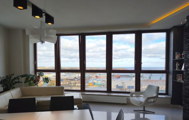 Mieszkanie 3-pokojowe Gdynia Śródmieście, ul. A. Hryniewickiego. Zdjęcie 1