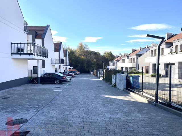 Mieszkanie 5-pokojowe Kraków Opatkowice, ul. Tadeusza Ważewskiego. Zdjęcie 2