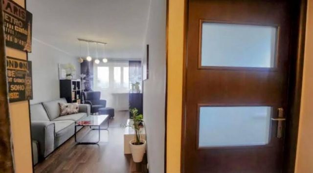 Mieszkanie 3-pokojowe Katowice Zawodzie, al. Walentego Roździeńskiego. Zdjęcie 2