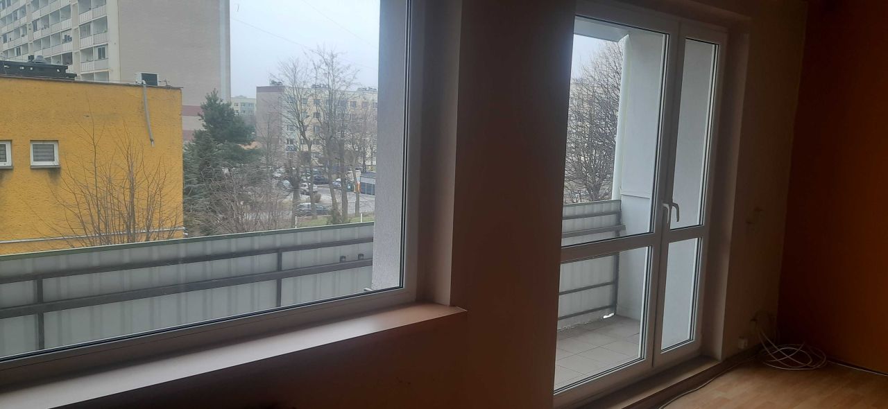 Mieszkanie 3-pokojowe Żory, os. Powstańców Śląskich. Zdjęcie 1
