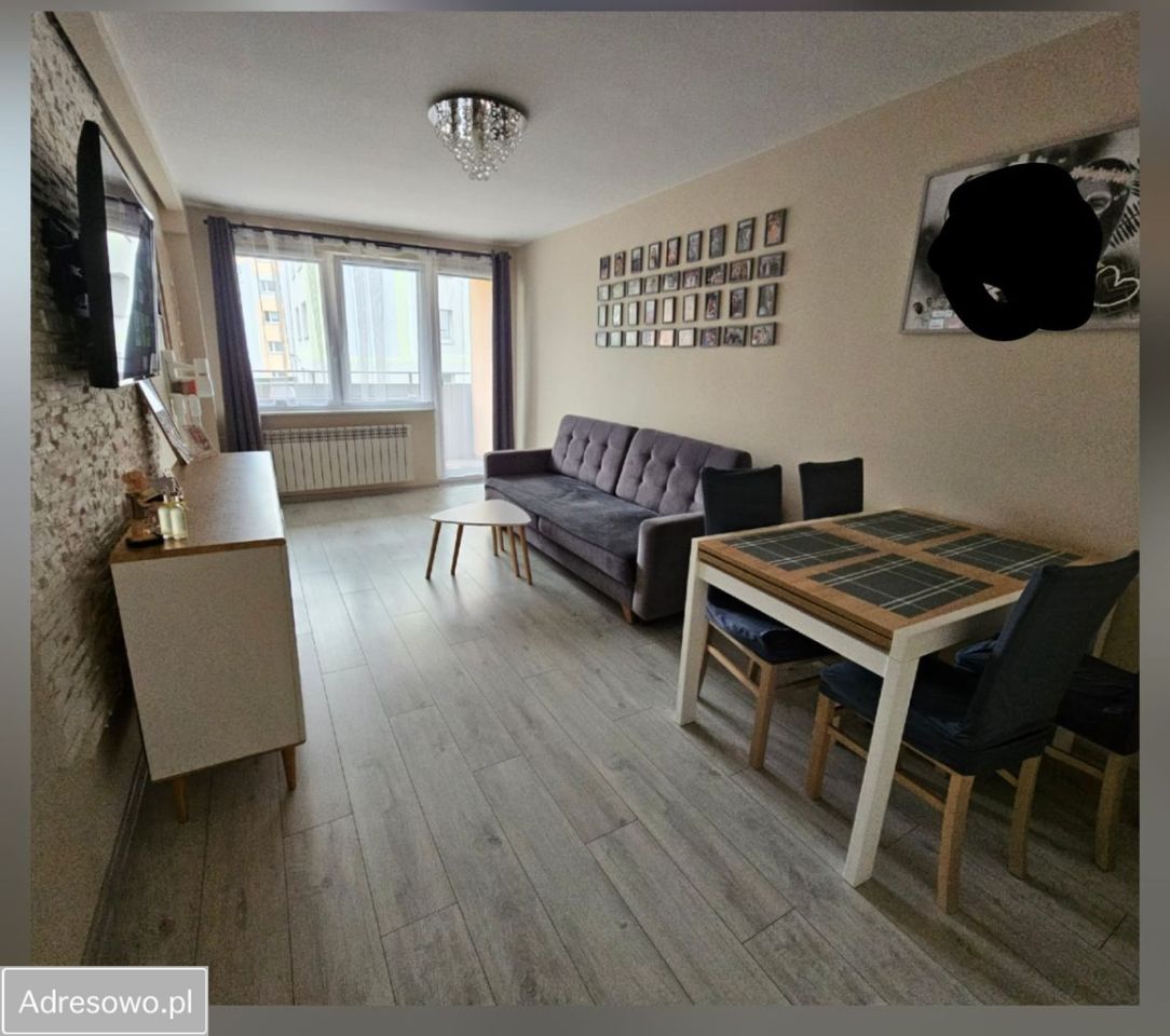 Mieszkanie 3-pokojowe Kartuzy, os. gen. Władysława Sikorskiego. Zdjęcie 1