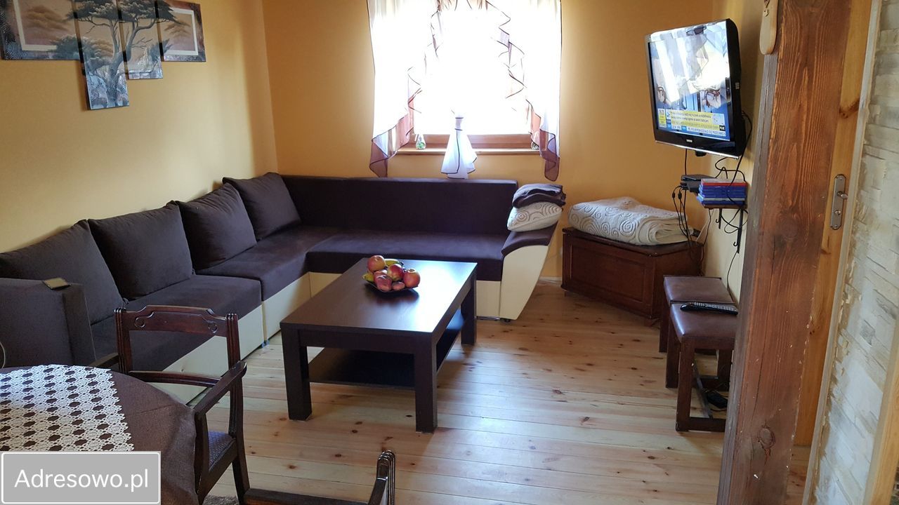 dom wolnostojący, 4 pokoje Wiele. Zdjęcie 1