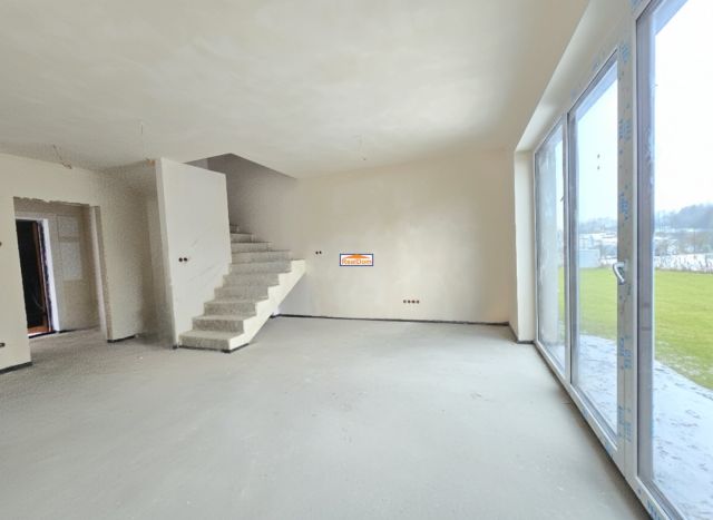 dom szeregowy, 4 pokoje Chrosna. Zdjęcie 3