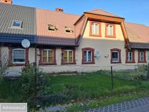 dom szeregowy, 5 pokoi Unin. Zdjęcie 2