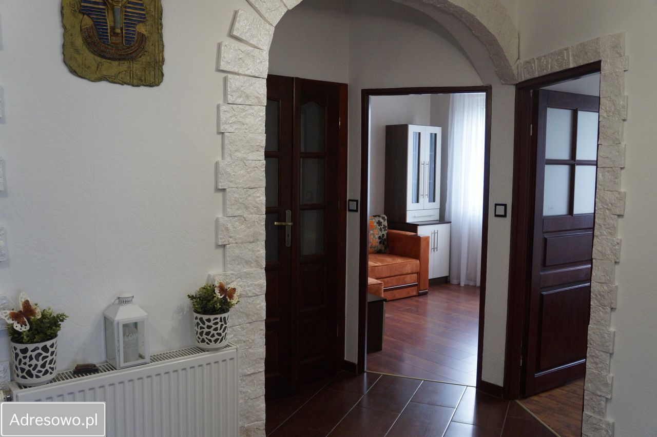 dom wolnostojący, 10 pokoi Cisownica, ul. Ustrońska. Zdjęcie 2