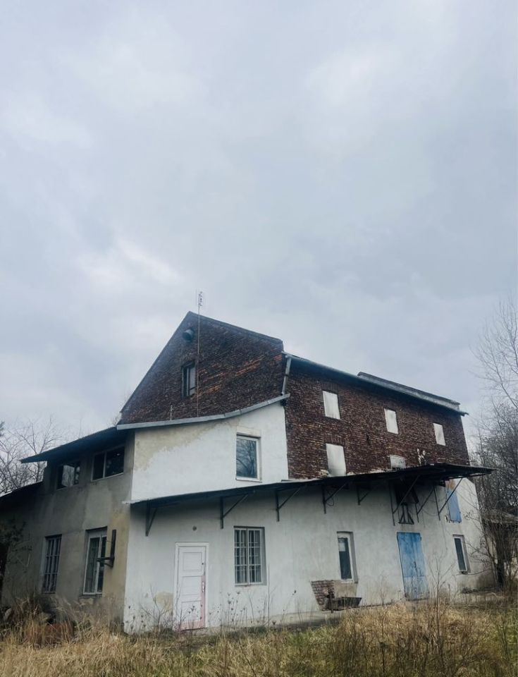 Nieruchomość komercyjna Nowa Grobla. Zdjęcie 2