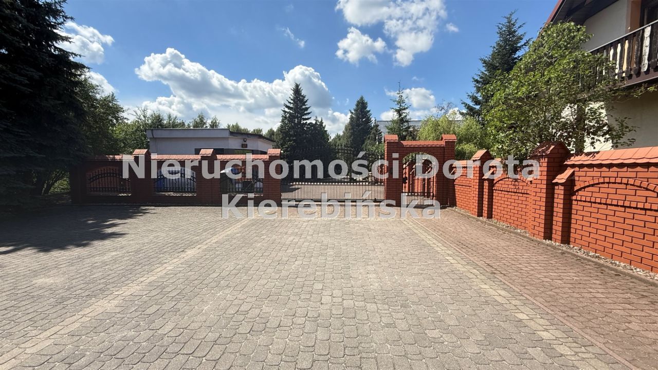 dom wolnostojący, 6 pokoi Tomaszów Mazowiecki, ul. Piękna. Zdjęcie 4