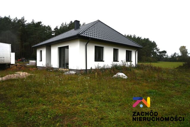 dom wolnostojący, 4 pokoje Droszków. Zdjęcie 2