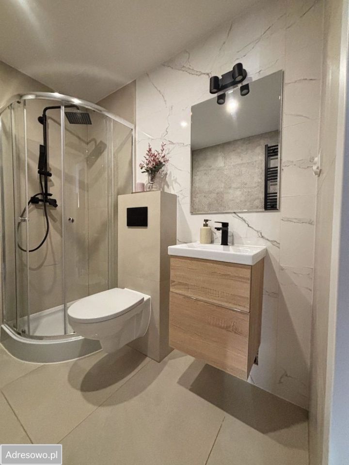 Mieszkanie 2-pokojowe Katowice Śródmieście, ul. Marii Skłodowskiej-Curie. Zdjęcie 6