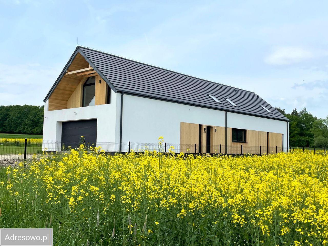 dom wolnostojący, 6 pokoi Myślinów. Zdjęcie 1