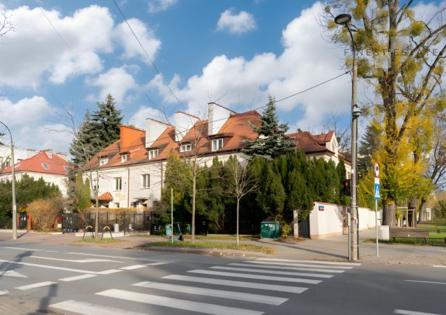 dom wolnostojący, 10 pokoi Warszawa Mokotów. Zdjęcie 4