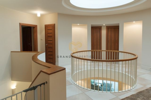 dom wolnostojący, 9 pokoi Konstancin-Jeziorna. Zdjęcie 8