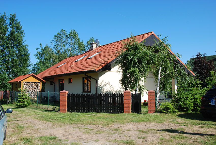 dom wolnostojący, 12 pokoi Rowy, ul. Magnoliowa. Zdjęcie 1