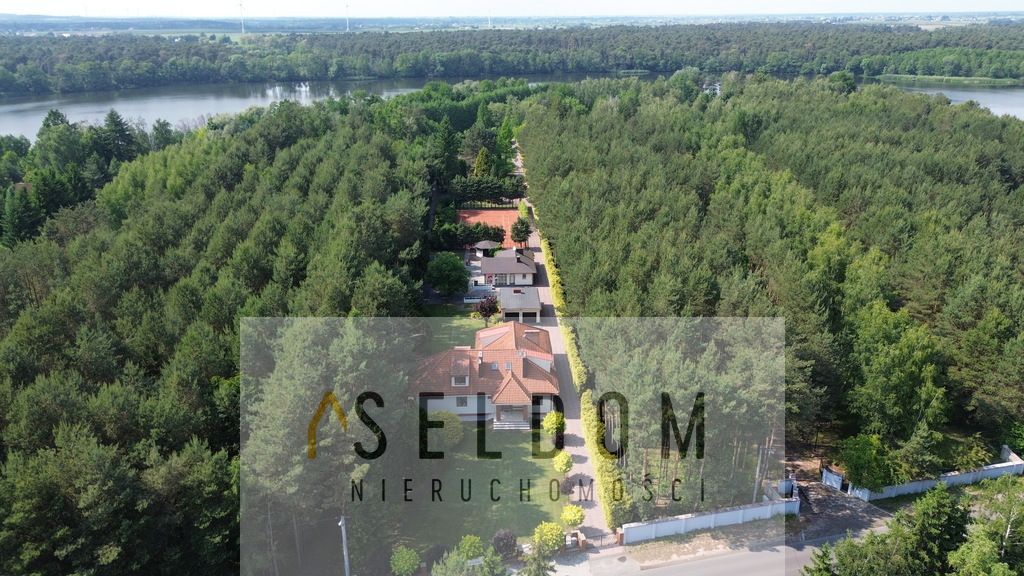 dom wolnostojący, 6 pokoi Licheń Stary. Zdjęcie 44