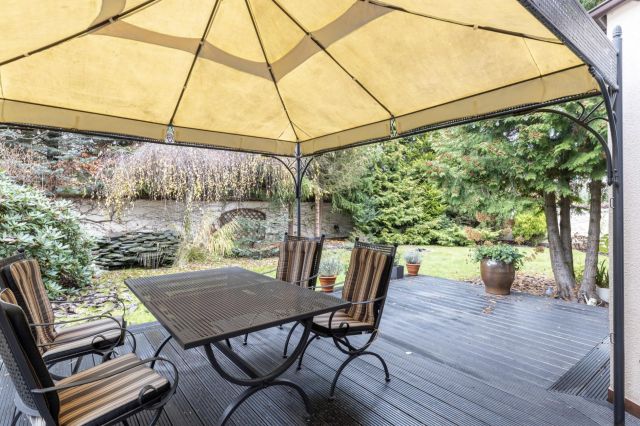 dom wolnostojący, 7 pokoi Chyby, ul. Cisowa. Zdjęcie 17